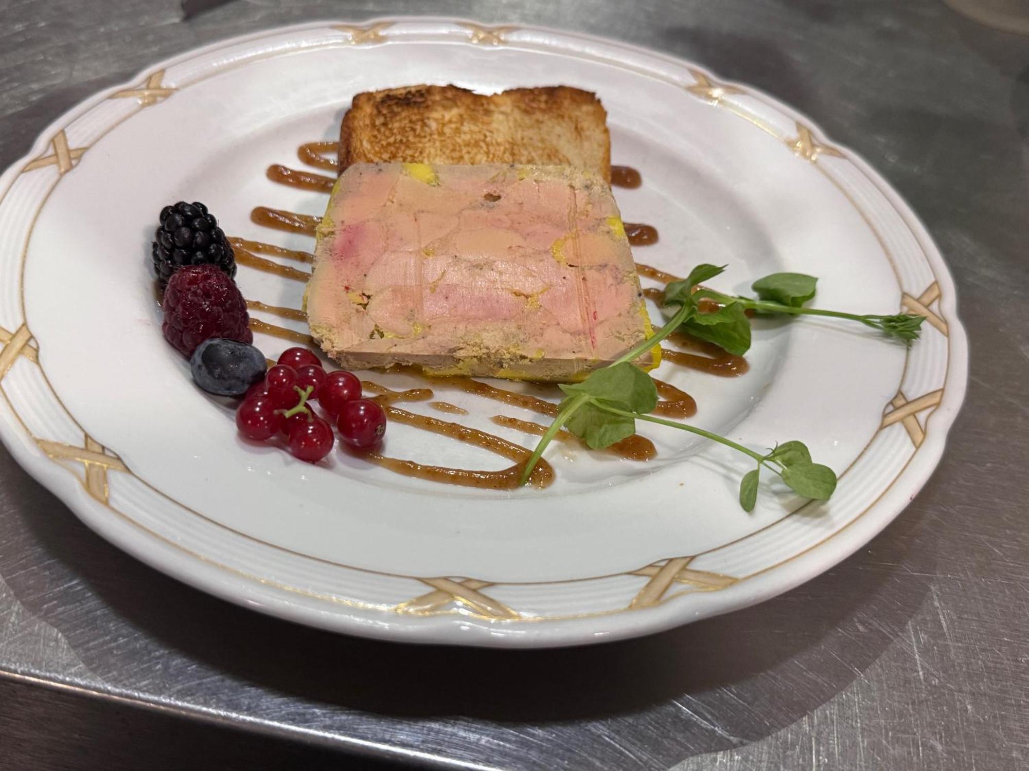 Logis Hotel Restaurant De La Paix Lodève Zewnętrze zdjęcie